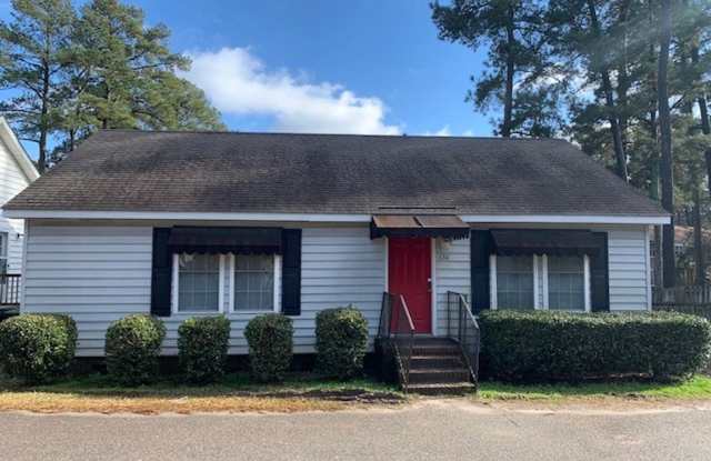 Lovely home in the Haymount Area - Available 9/15/2023 Gallery 1