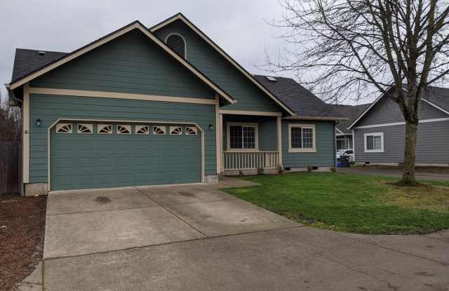 Great Location! 3-Bedroom, 2-Bath Duplex In The 4J School District! photos photos