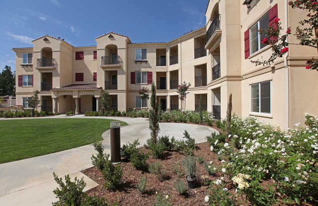 Senior Housing - Monaco Apartments Gallery 3