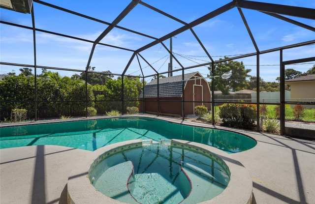 4215 PANDORA Road Gallery 2