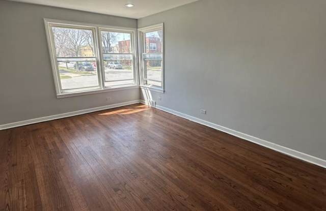 8957 Lamon Ave. photos photos