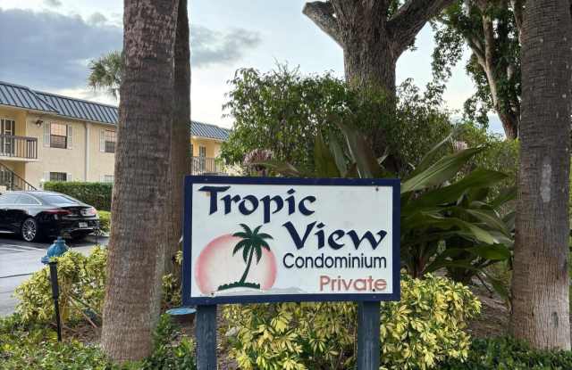 3000 Florida Boulevard photos photos