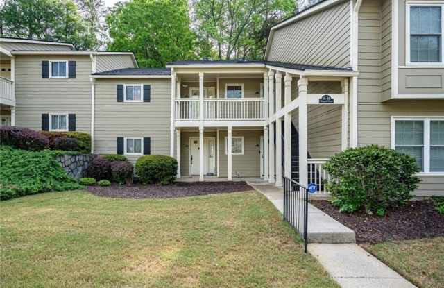 66 Middleton Court SE photos photos