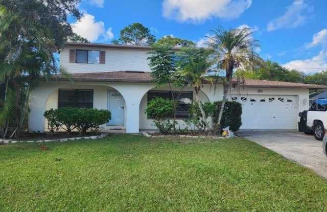 38 HARBOR LAKE CIRCLE - 38 Harbor Lake Circle, Safety Harbor, FL 34695
