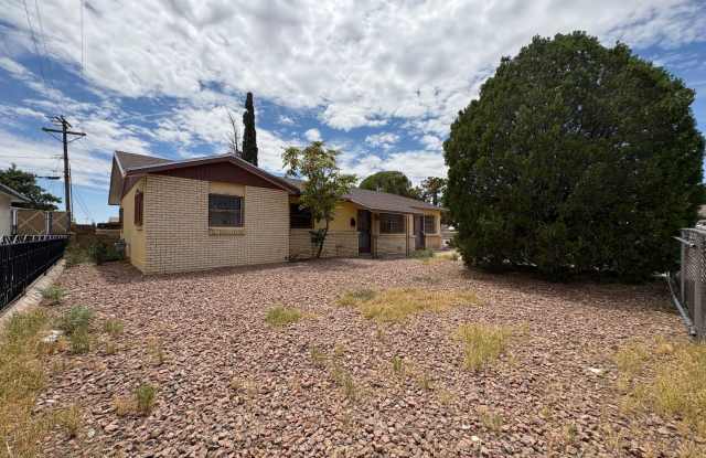 HOME FOR RENT NORTHEAST EL PASO Gallery 1