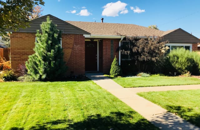 2855 Newport St - 2855 North Newport Street, Denver, CO 80207