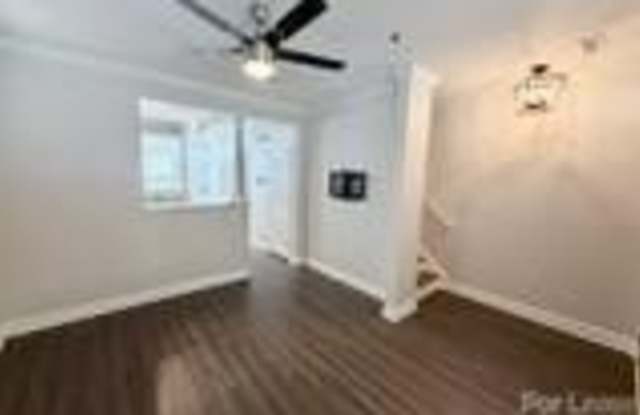 518 E 9th Street Gallery 4