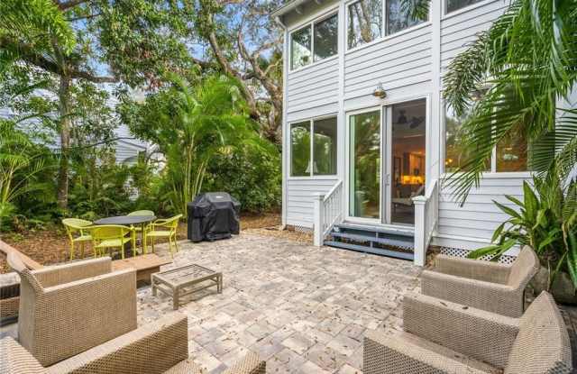 1460 Fern Court Gallery 2