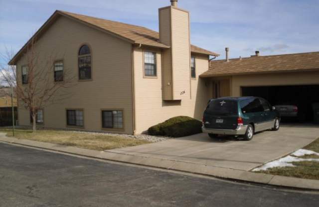 1536 Shane Cir - Townhome photos photos