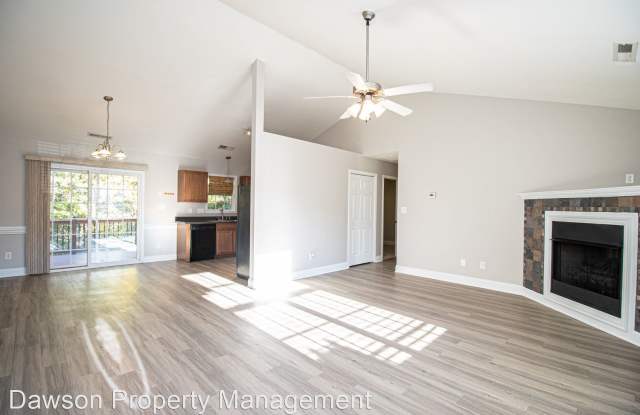 4008 Laurel Creek Lane Gallery 2