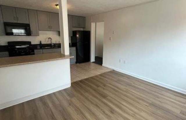 157 Stanley Avenue Gallery 3