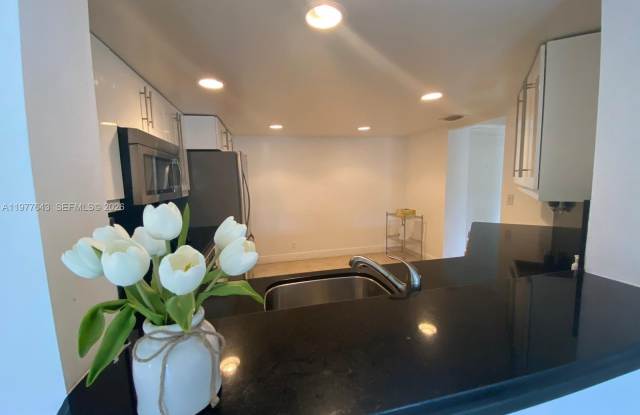 9777 Westview Dr photos photos