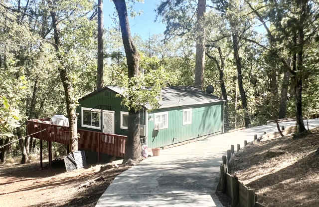 13765 Brooks Rd - 13765 Brooks Road, Nevada County, CA 95945