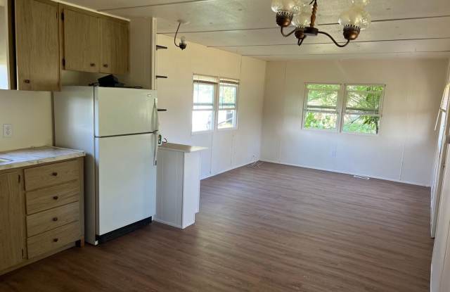 Peaceful 55+ Living – Spacious 3 Bed, 2 Bath Home in Cheney photos photos