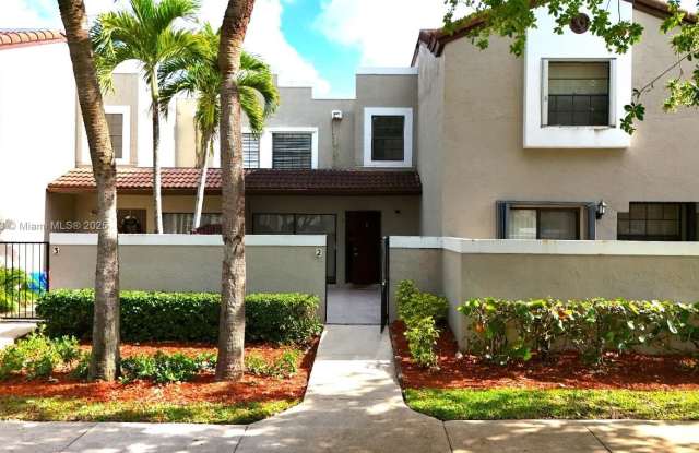10535 SW 154th Ct - 10535 Southwest 154th Court, The Hammocks, FL 33196