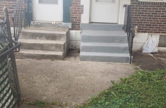 328 W 21st St - 328 West 21st Street, Chester, PA 19013