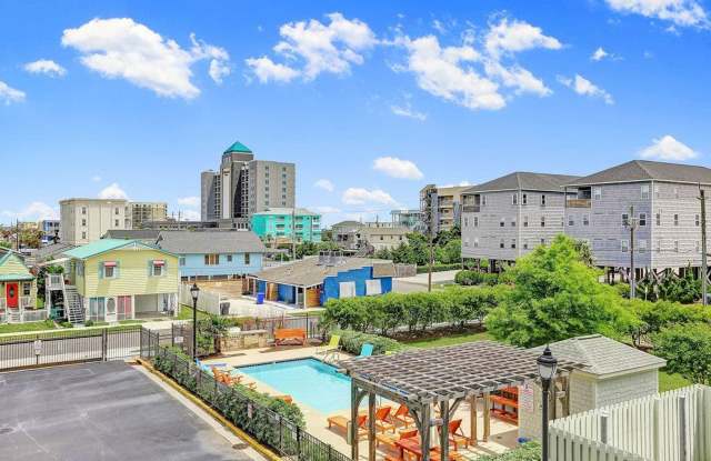 (C004) 305 S. Lake Park Blvd. Unit 106 Carolina Beach, NC 28428 Gallery 3