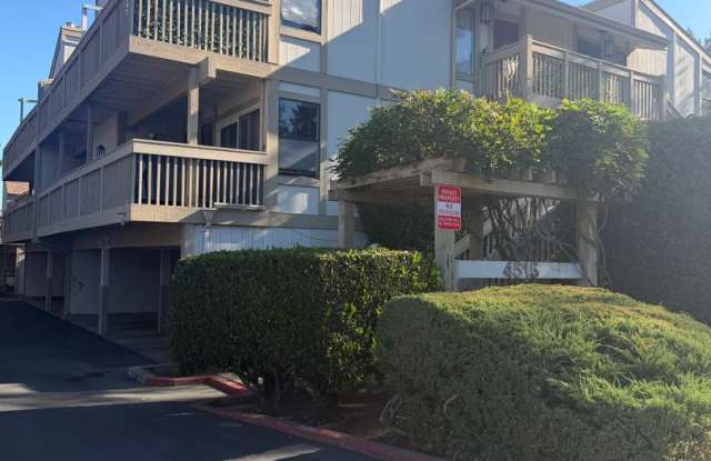 Beautifully Updated 2-Bedroom, 2-Bath Condominium Gallery 1