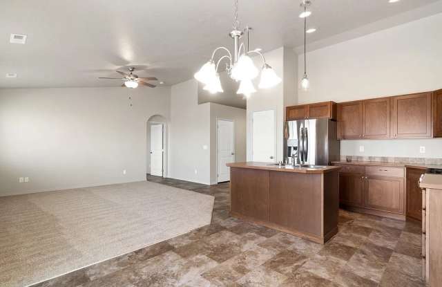 Beautiful 3 Bedroom, 2 Bathroom Home for Rent in Airway Heights! Available for rent Late November! Gallery 4