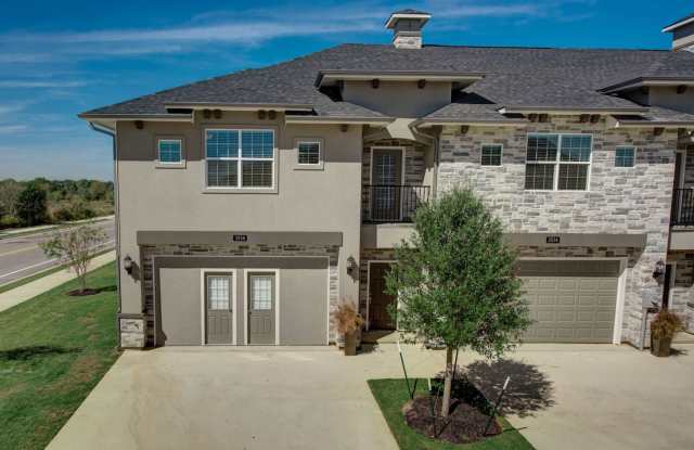 Available August 2027! Modern 4 Bed, 4.5 Bath Townhome! Gallery 1