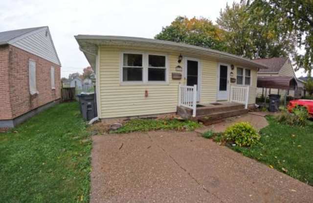 226 4th Street East photos photos