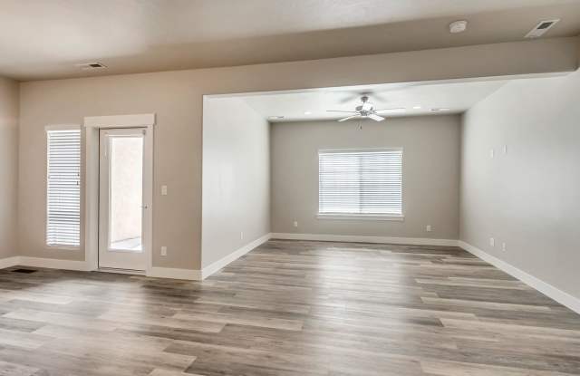 Gorgeous 3 Bed Townhome - Provo's Southeast Bench photos photos