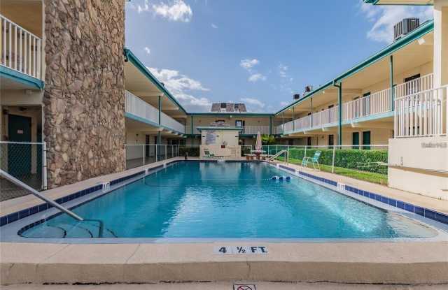6100 12TH STREET S - 6100 12th Street South, St. Petersburg, FL 33705