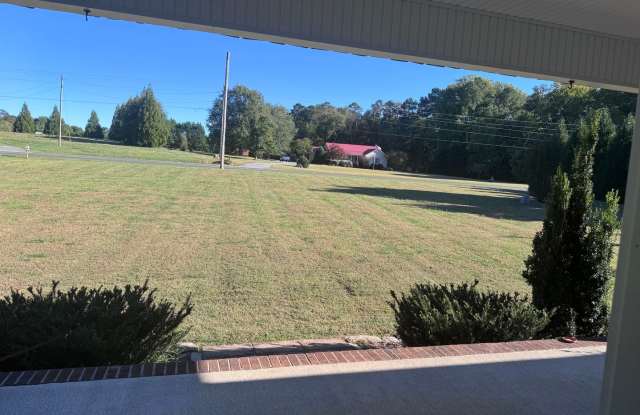 3 BED 2 BATH HOME LOCATED IN SEAGROVE! Gallery 3