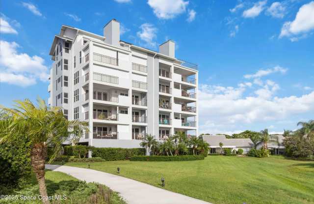 215 Ballyshannon Street unit: C401 photos photos