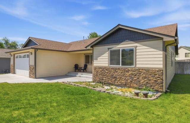 2852 Glacier Dr Gallery 3