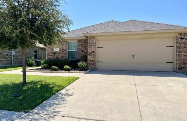 1052 Decker Drive - 1052 Decker Drive, Fate, TX 75189