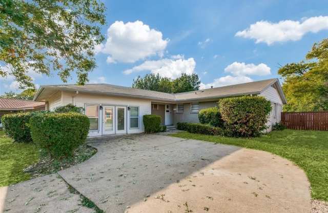 205 Valencia Drive - 205 Valencia Drive, Garland, TX 75041