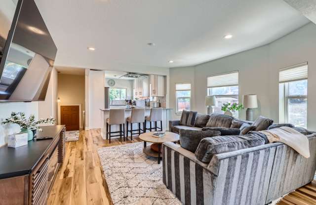 Highlands 2 BDR Turnkey Home photos photos