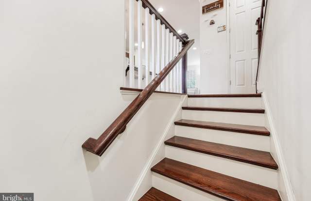 21523 WILLOW BREEZE Square Gallery 2