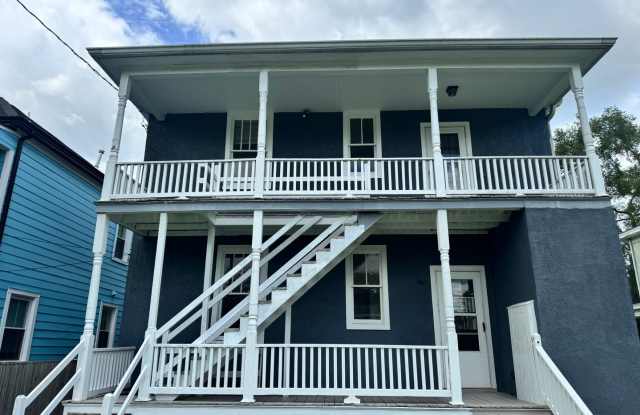 Renovated 2 bed 1 bath duplex Unit-Richmond-Northside photos photos