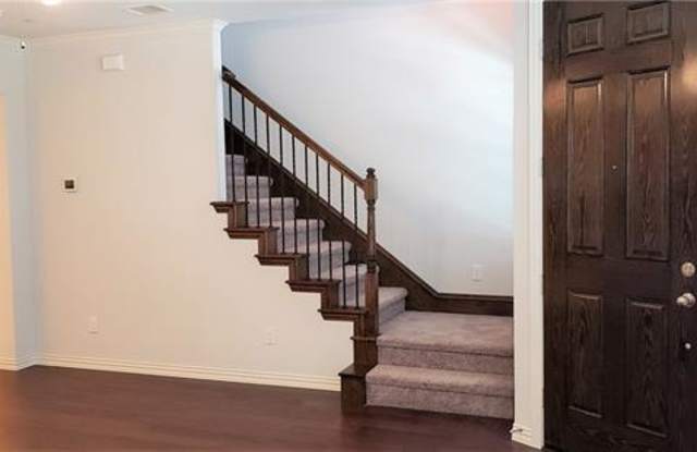 2572 Sarah Lane Gallery 4