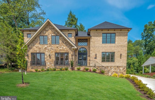1443 WAGGAMAN CIRCLE - 1443 Waggaman Circle, McLean, VA 22101