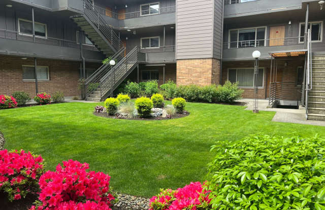 North Towne Manor Apartments Gallery 2