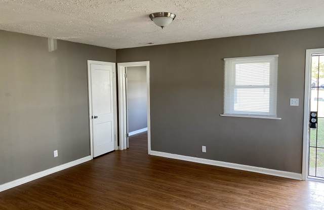 6227 Commodore Drive - 2 Gallery 3