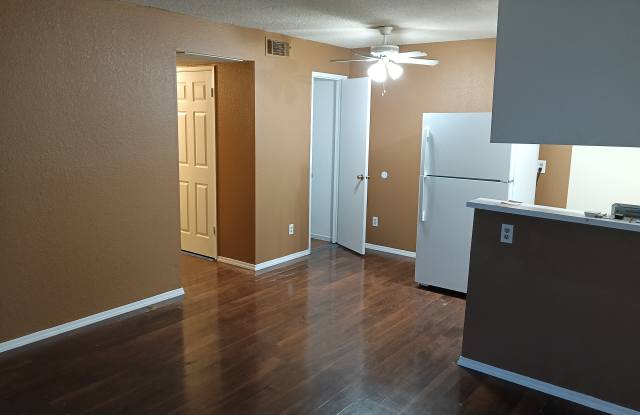 6724 Plymouth Road photos photos