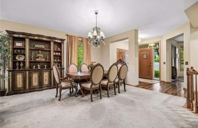 18464 Farmstead Circle Gallery 4