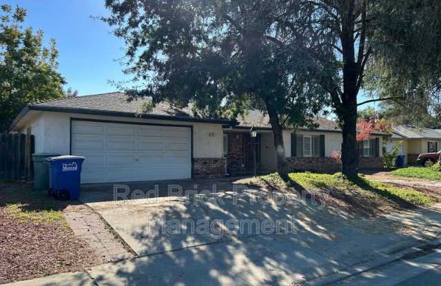 526 W. Donna Dr. - 526 West Donna Drive, Merced, CA 95348