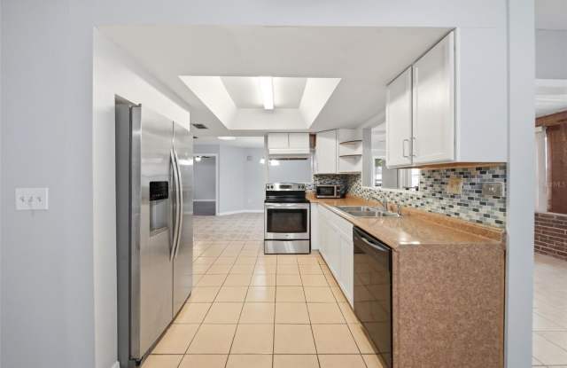 8334 CROSSWICKS Drive Gallery 4