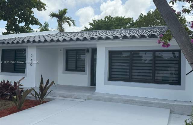 240 SW 55th Ave photos photos 240 SW 55th Ave photos photos