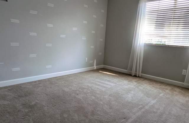 10241 South Clarks Hill Drive Gallery 2