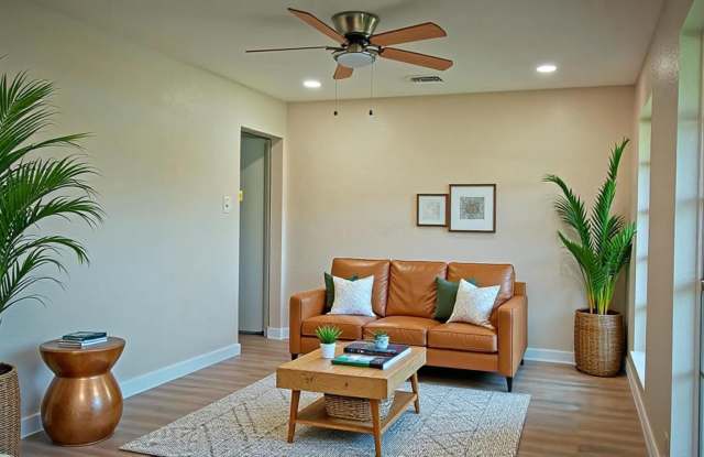 4810 WYCLIFF DR Gallery 4