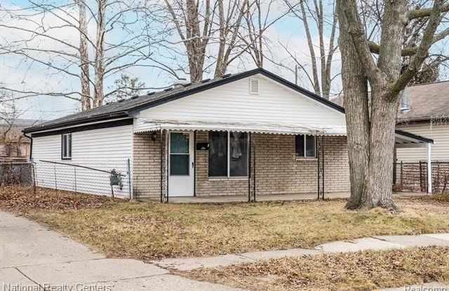 26344 Groveland Street photos photos