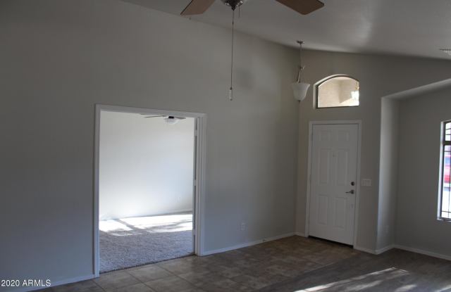 43410 W WILD HORSE Trail Gallery 4