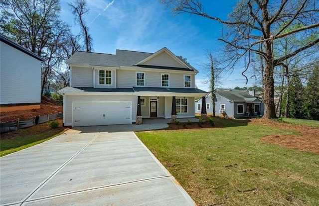 1475 Eastland Road SE photos photos