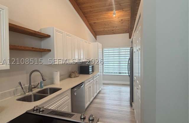 13533 SW 101st Ln Gallery 1